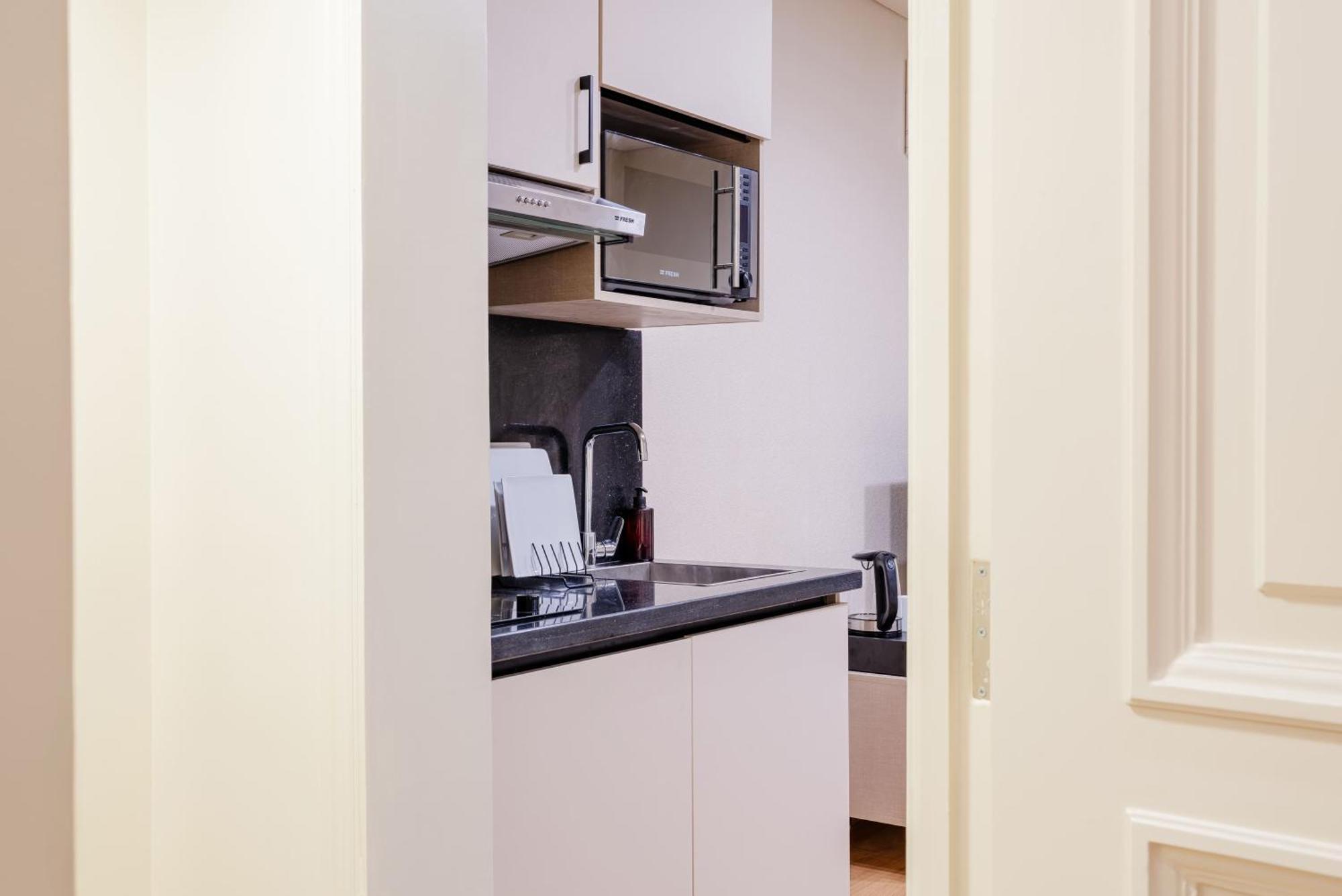 Brassbell L Zamalek L Daoud Studios Каир Экстерьер фото